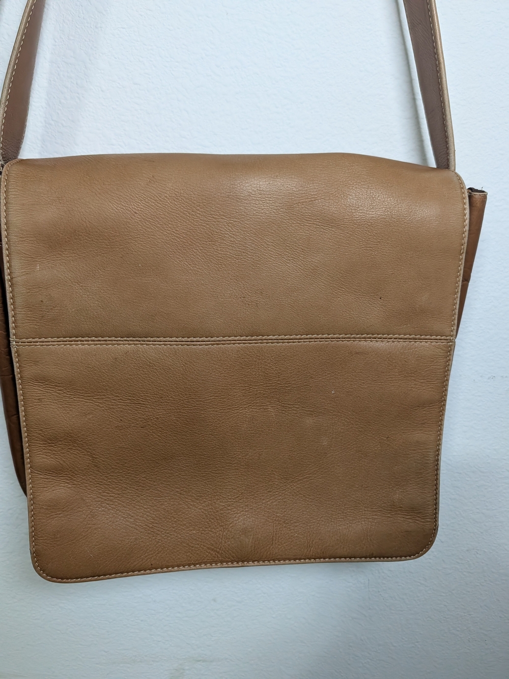 Classic Tan Leather Crossbody Bag - Timeless Women's Shoulder Bag - Picture 5 of 16